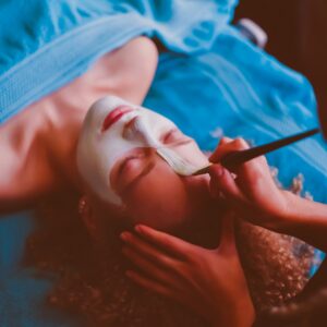 Deep cleansing facial treatment 60 min